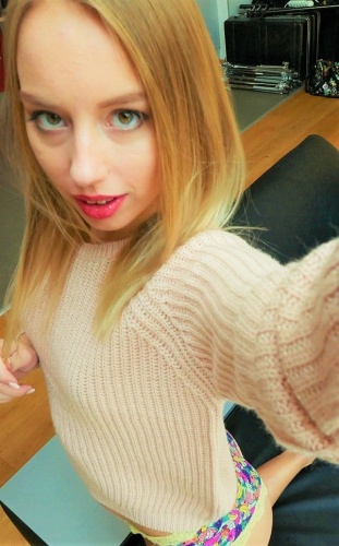 Проститутка Питера Саша Блондинка c 3 размером груди у метро Новочеркасская Санкт-Петербург Фото-3