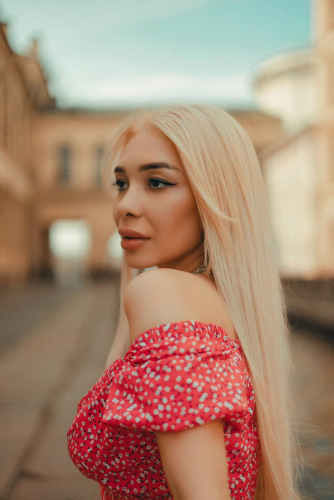 Индивидуалка СПб Нина +7(981)136-33-84