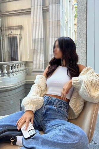 Индивидуалка СПб Кира Брюнетка c 1 размером груди у метро Кировский Завод Санкт-Петербург Фото-2