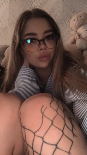 Проститутка Питера Сонечка Блондинка c 2 размером груди у метро Международная Санкт-Петербург Фото-3